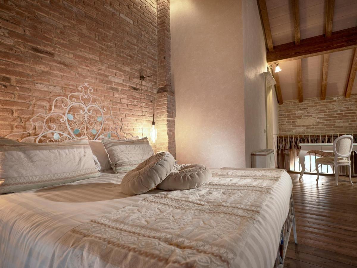 Tenuta Montemagno Relais & Wines Экстерьер фото