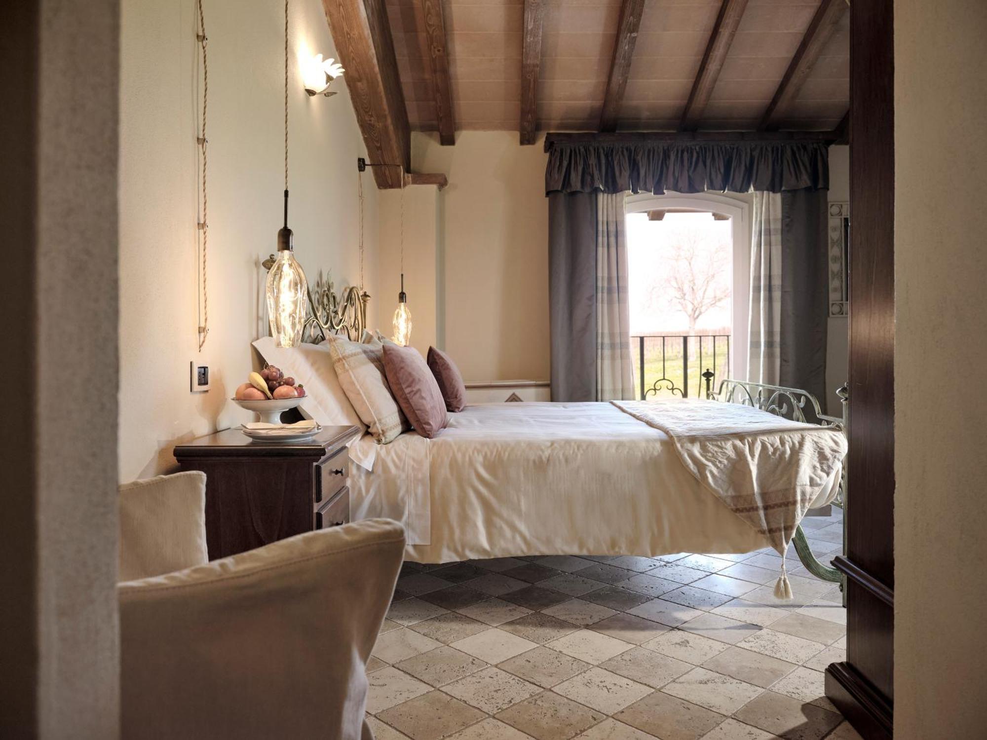 Tenuta Montemagno Relais & Wines Экстерьер фото