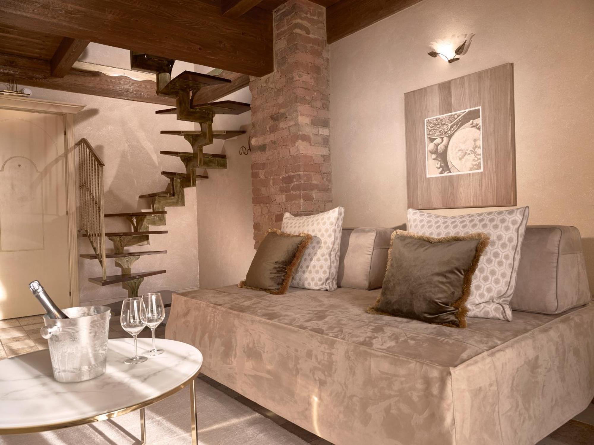 Tenuta Montemagno Relais & Wines Экстерьер фото