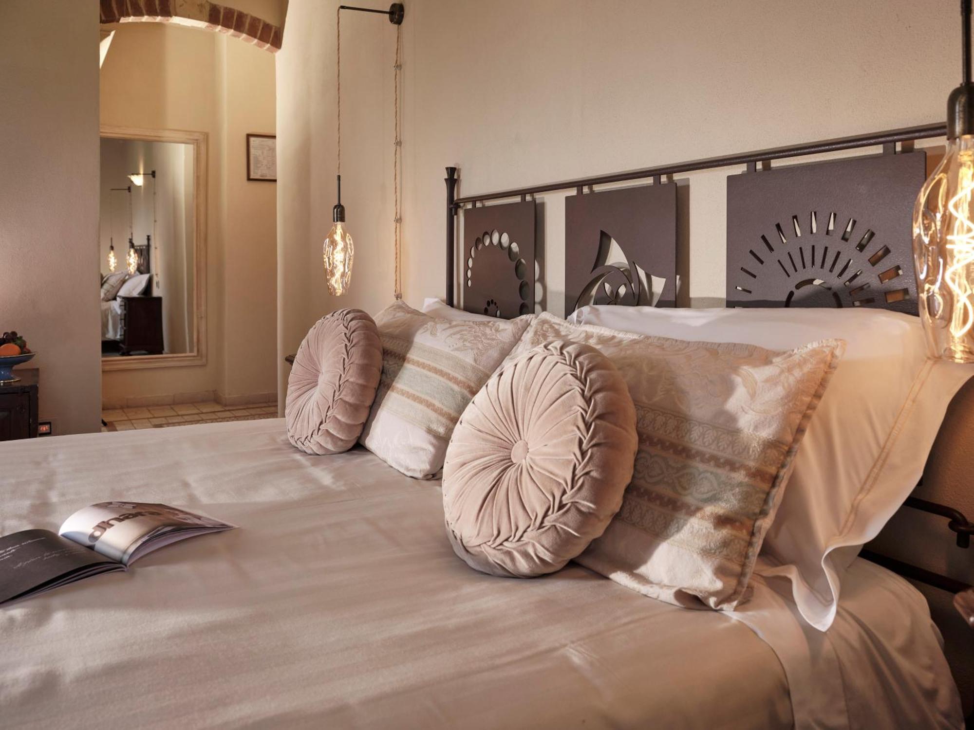 Tenuta Montemagno Relais & Wines Экстерьер фото